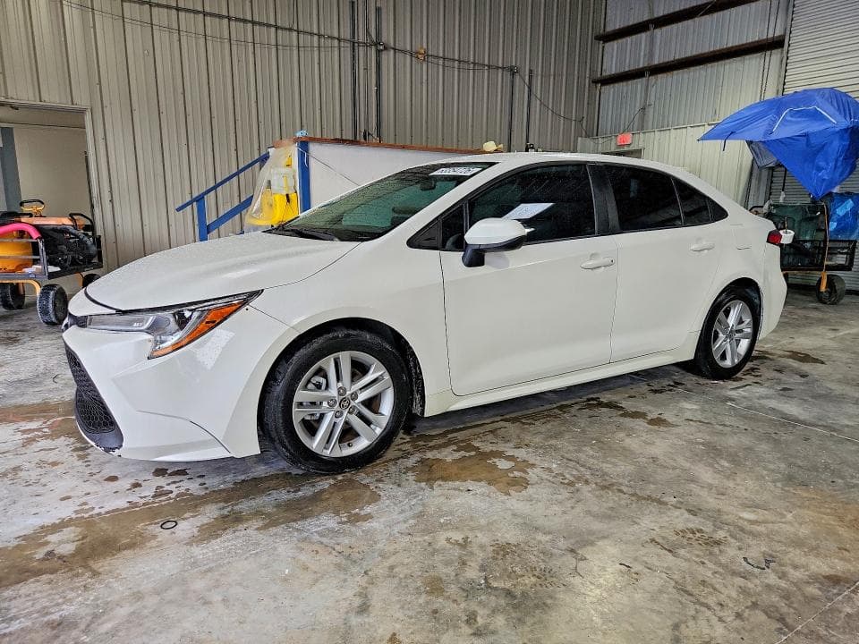2021 TOYOTA COROLLA LE - 1