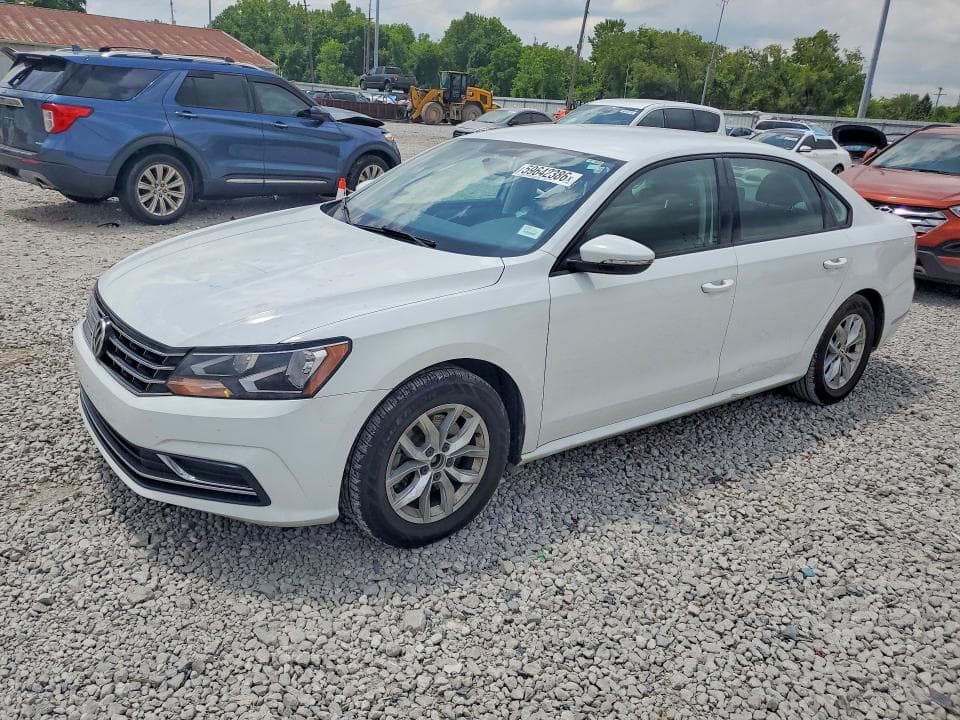2018 VOLKSWAGEN PASSAT S - 1