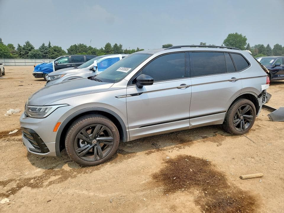 2024 VOLKSWAGEN TIGUAN SE R-LINE BLACK - 1