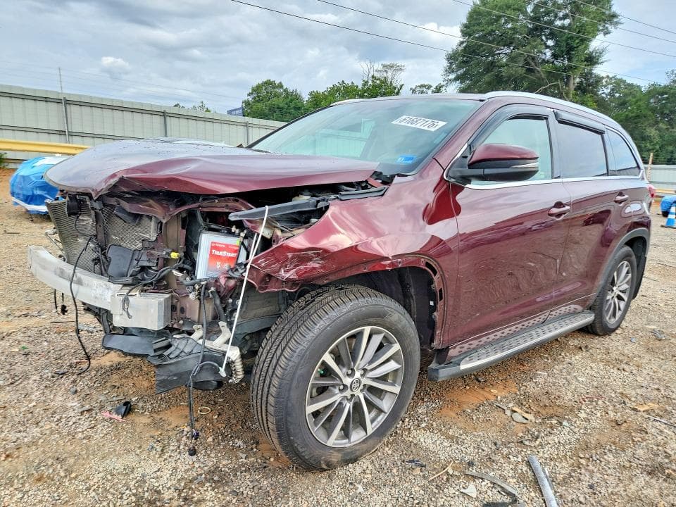 2018 TOYOTA HIGHLANDER XLE - 1
