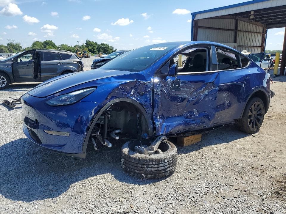 2024 TESLA MODEL Y - 1