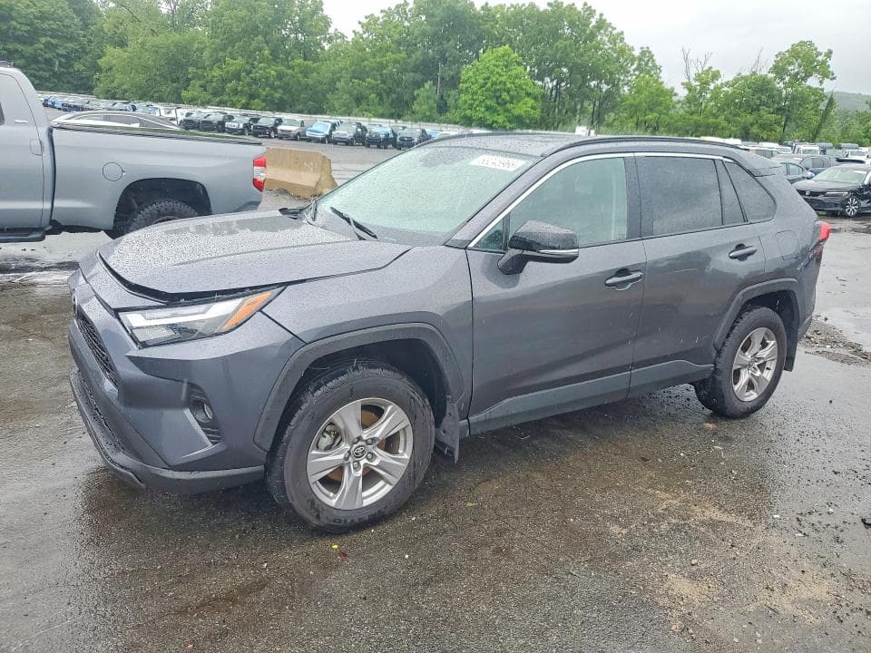 2025 TOYOTA RAV4 XLE - 1