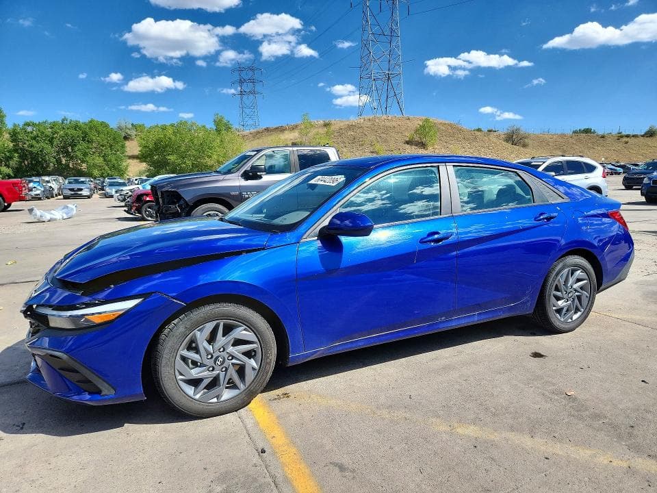 2024 HYUNDAI ELANTRA SEL - 1