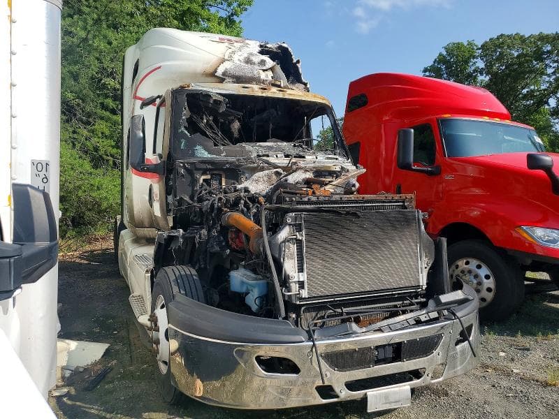 2022 INTERNATIONAL LT625 SEMI TRUCK - 1
