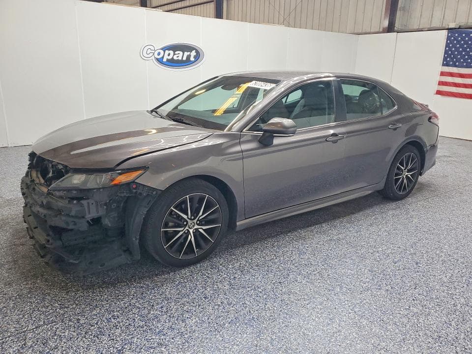 2022 TOYOTA CAMRY SE - 1