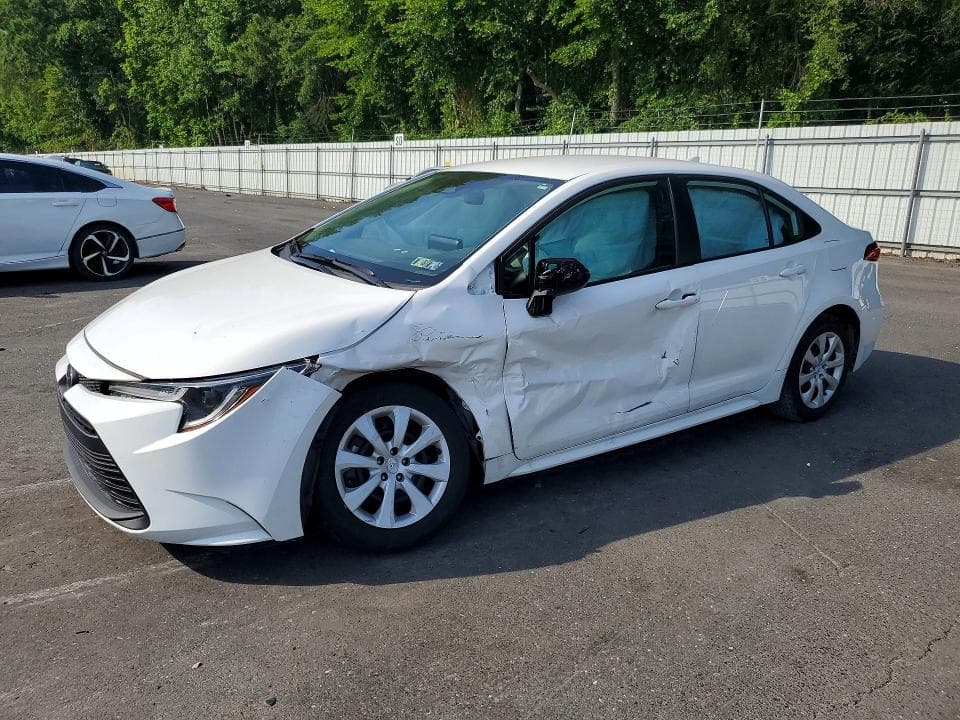 2024 TOYOTA COROLLA LE - 1