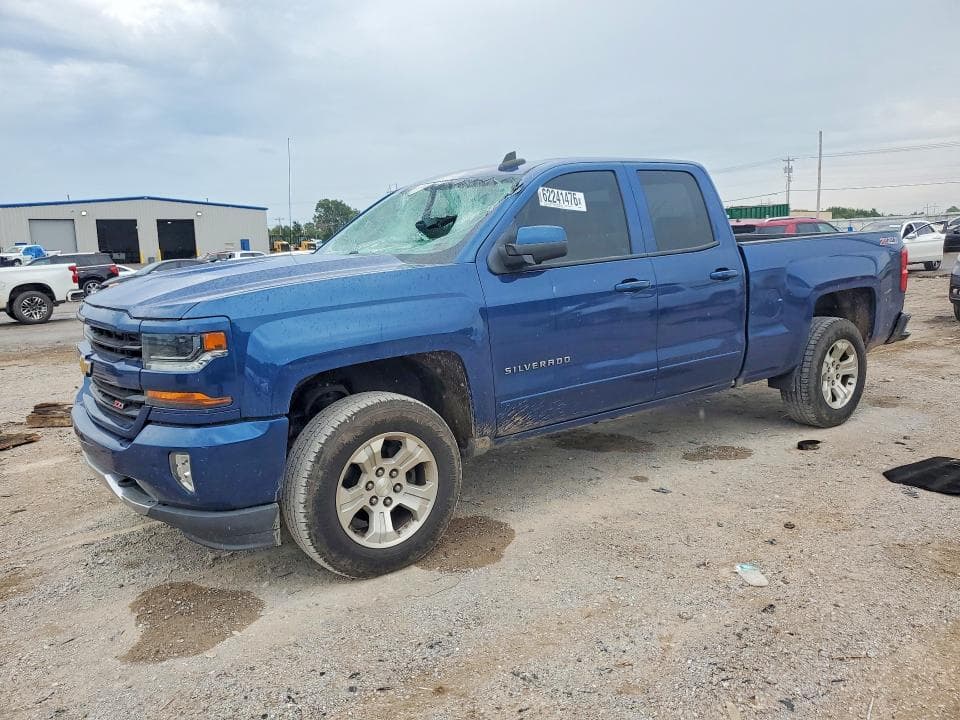 2017 CHEVROLET SILVERADO K1500 LT - 1
