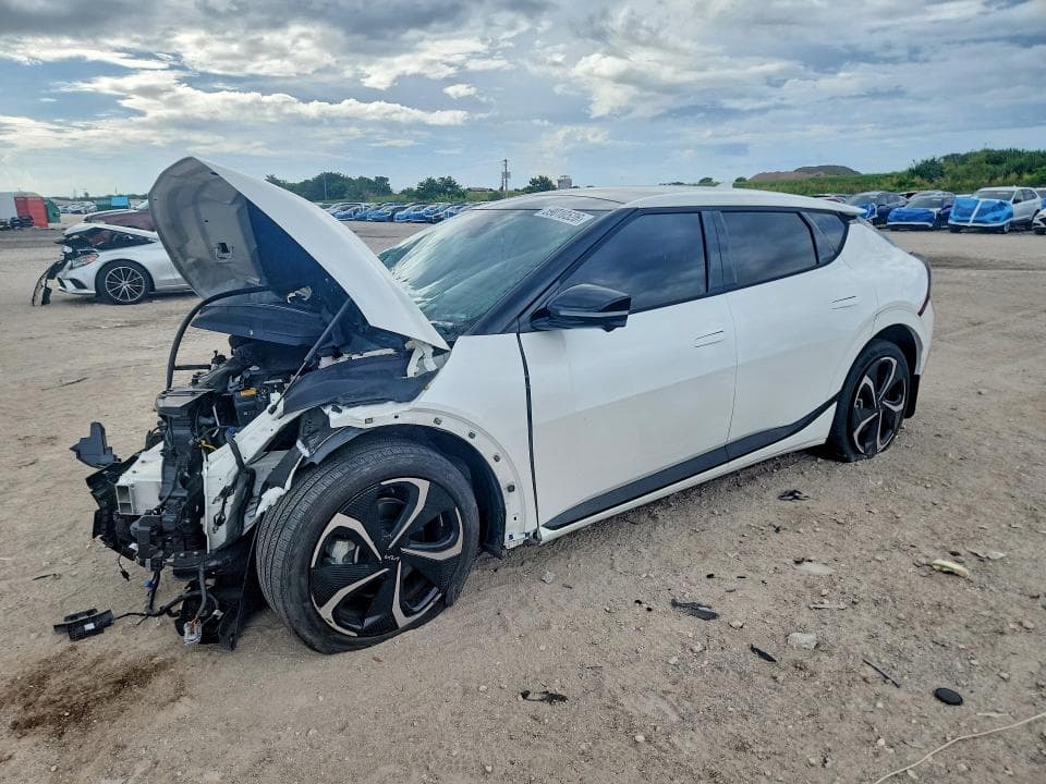 2023 KIA EV6 GT LINE