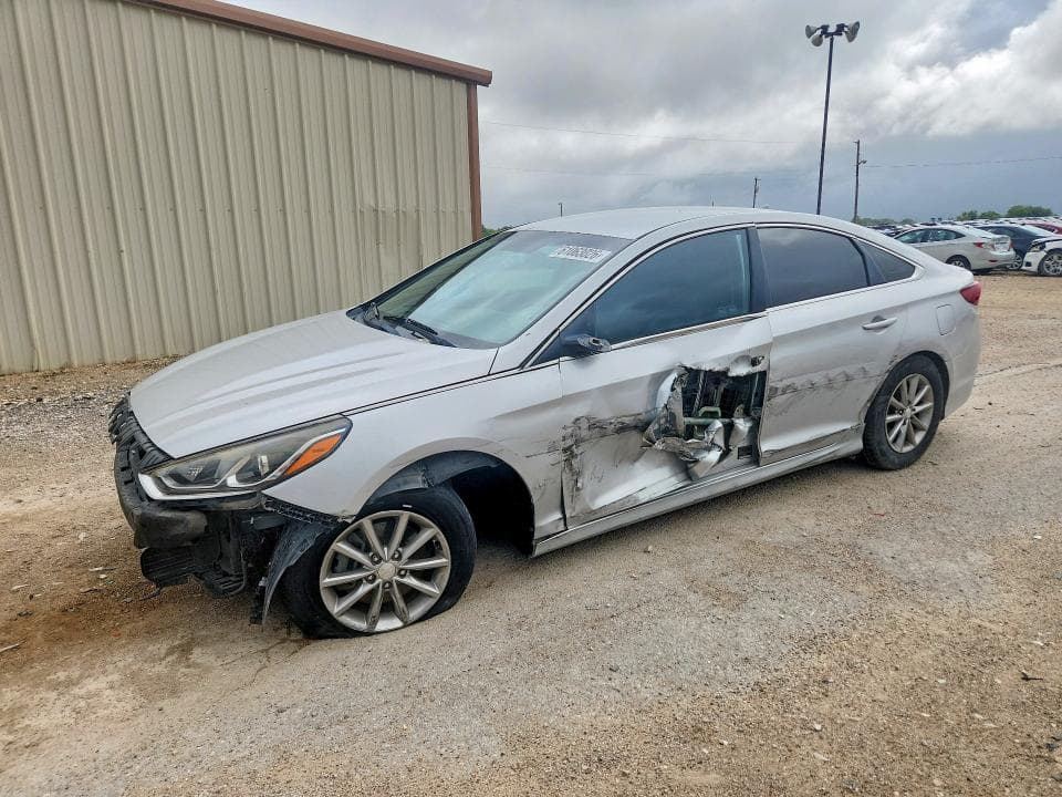 2018 HYUNDAI SONATA SE - 1