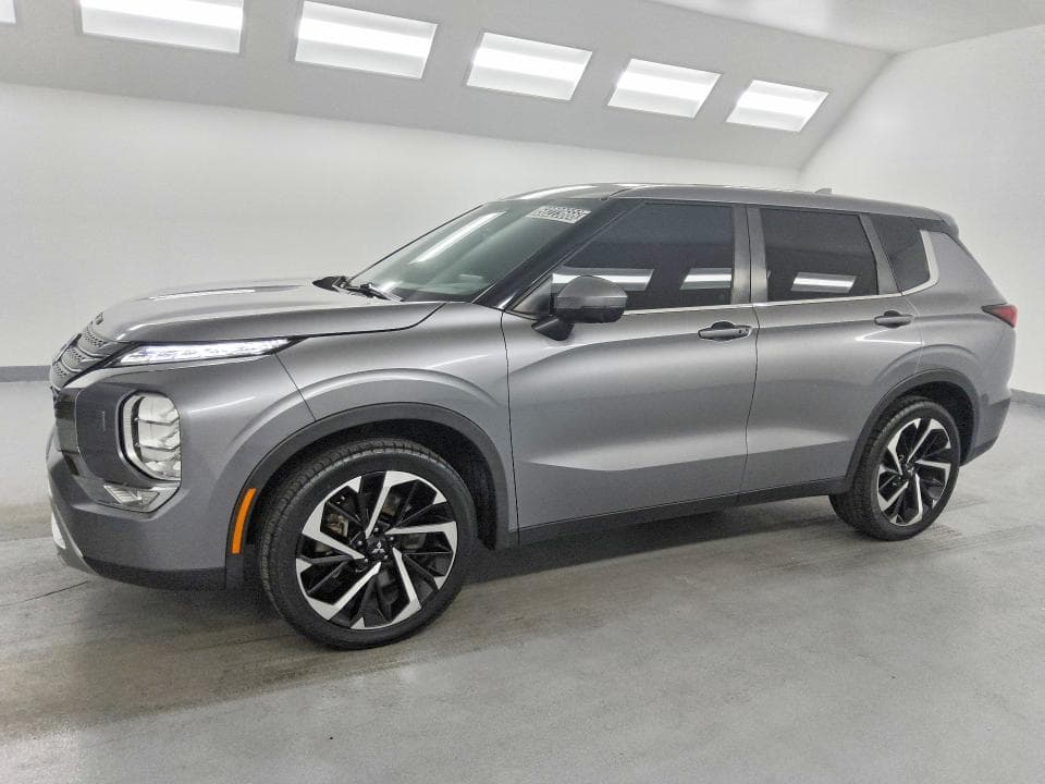 2022 MITSUBISHI OUTLANDER - 1