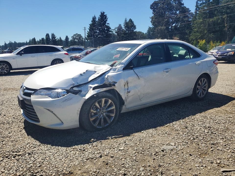2017 TOYOTA CAMRY XLE - 1