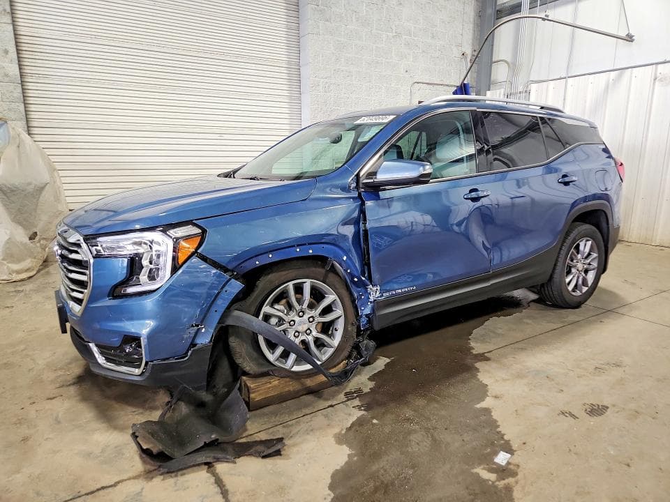 2024 GMC TERRAIN SLT - 1