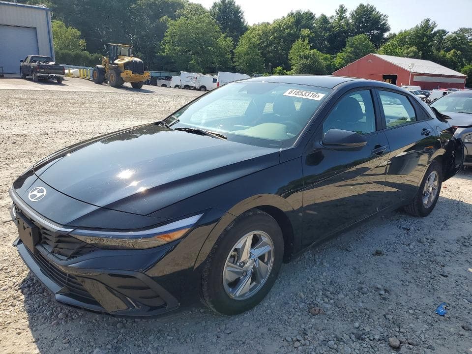 2024 HYUNDAI ELANTRA SE - 1