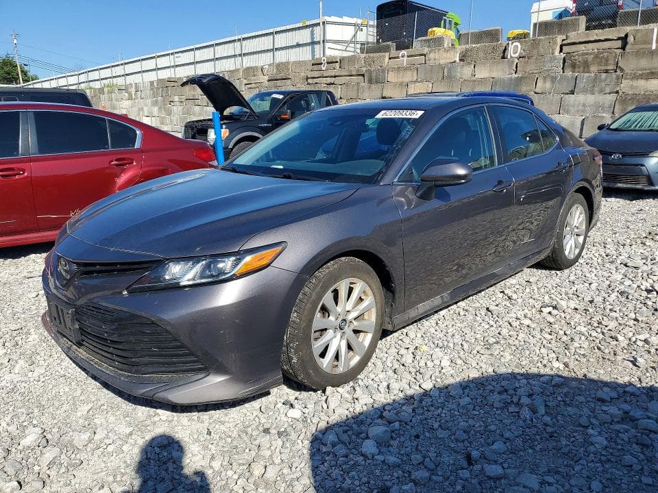 2018 TOYOTA CAMRY LE LE - 1