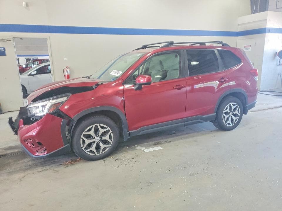 2020 SUBARU FORESTER PREMIUM - 1