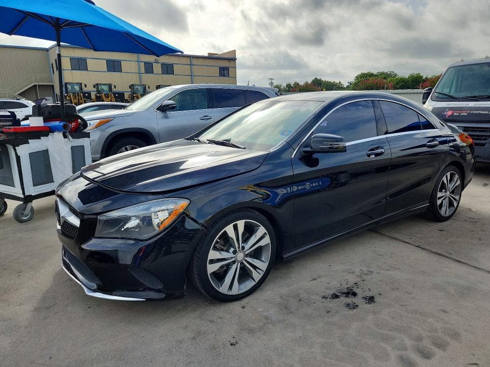 2017 MERCEDES-BENZ CLA 250 - 1