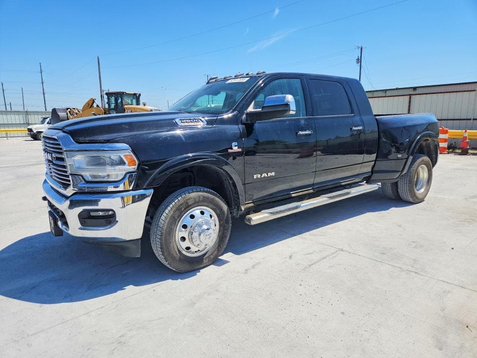 2022 RAM 3500 LARAMIE - 1