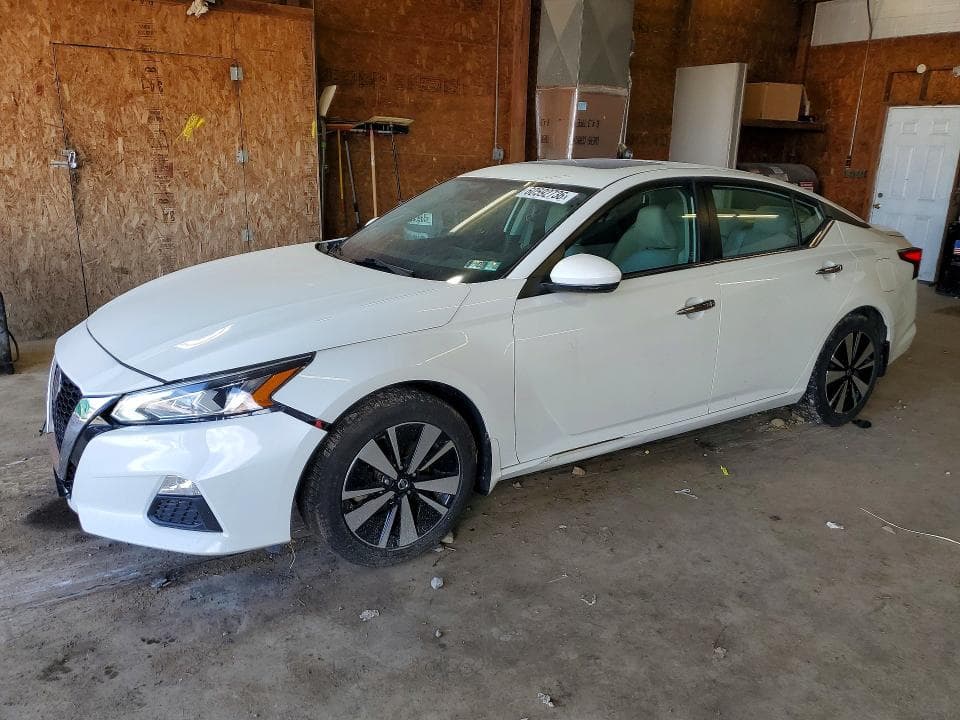 2022 NISSAN ALTIMA SV