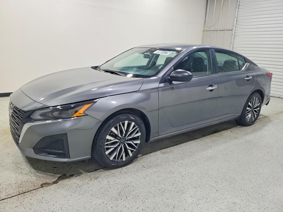 2025 NISSAN ALTIMA SV - 1