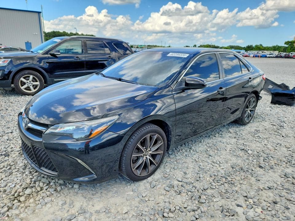 2017 TOYOTA CAMRY XSE - 1