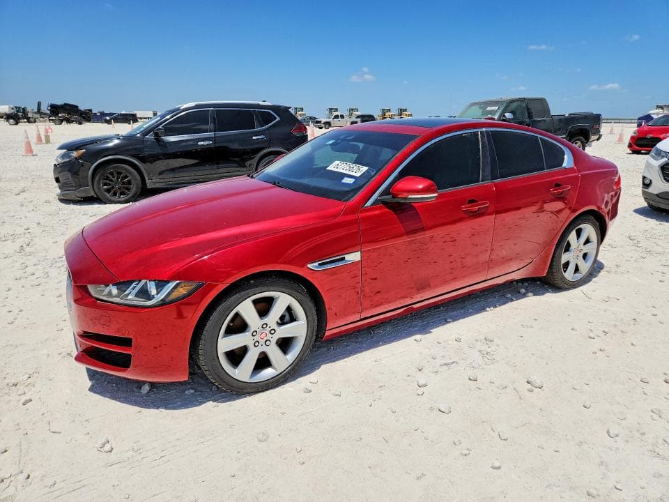 2017 JAGUAR XE PREMIUM - 1