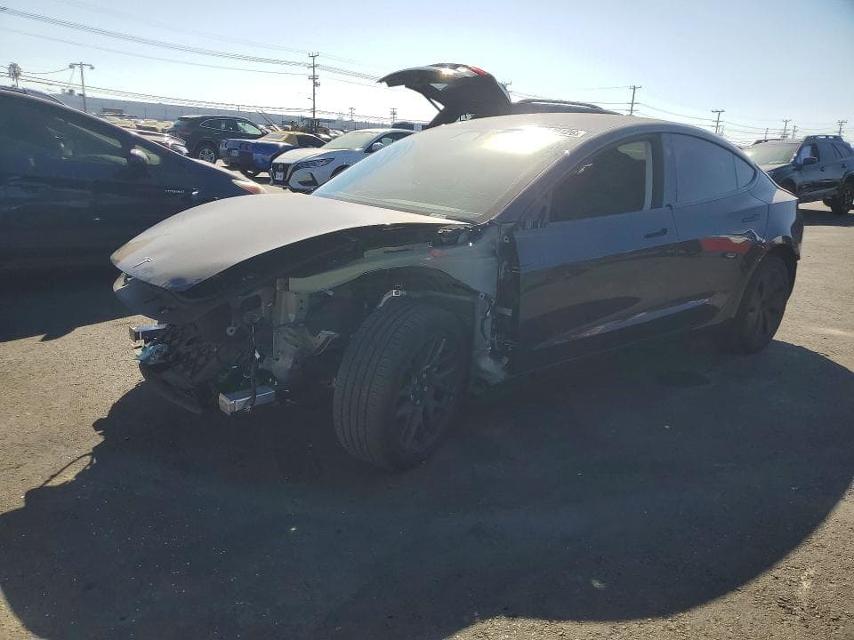 2025 TESLA MODEL 3 - 1