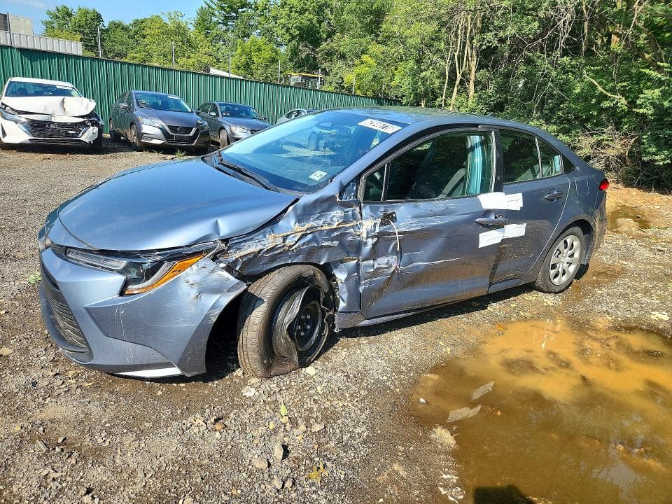 2024 TOYOTA COROLLA LE - 1