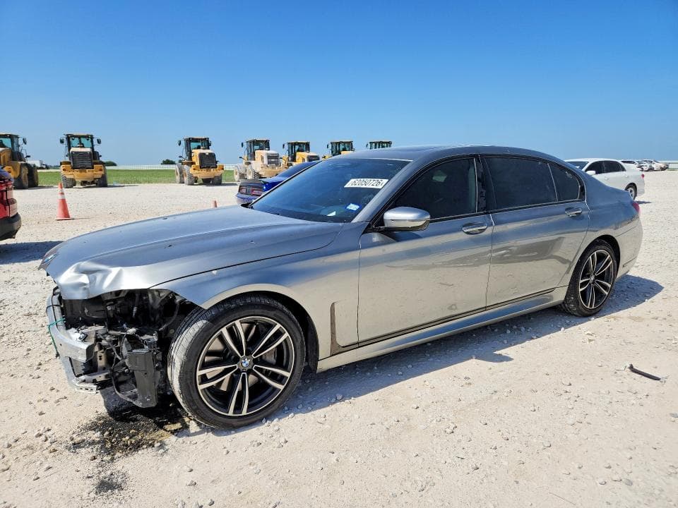 2021 BMW 750 XI - 1