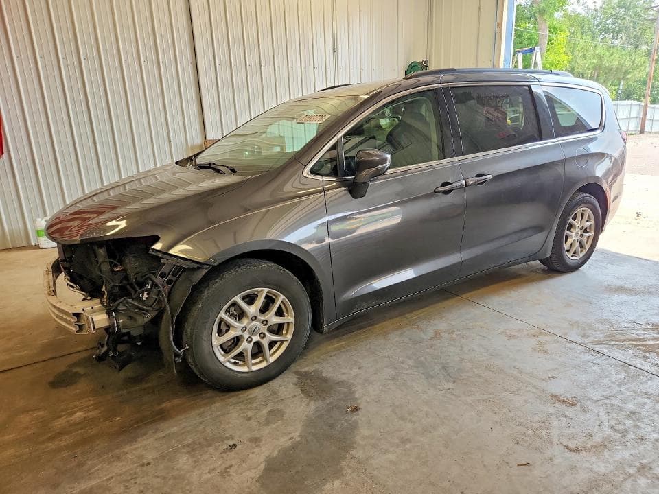 2022 CHRYSLER PACIFICA TOURING L - 1