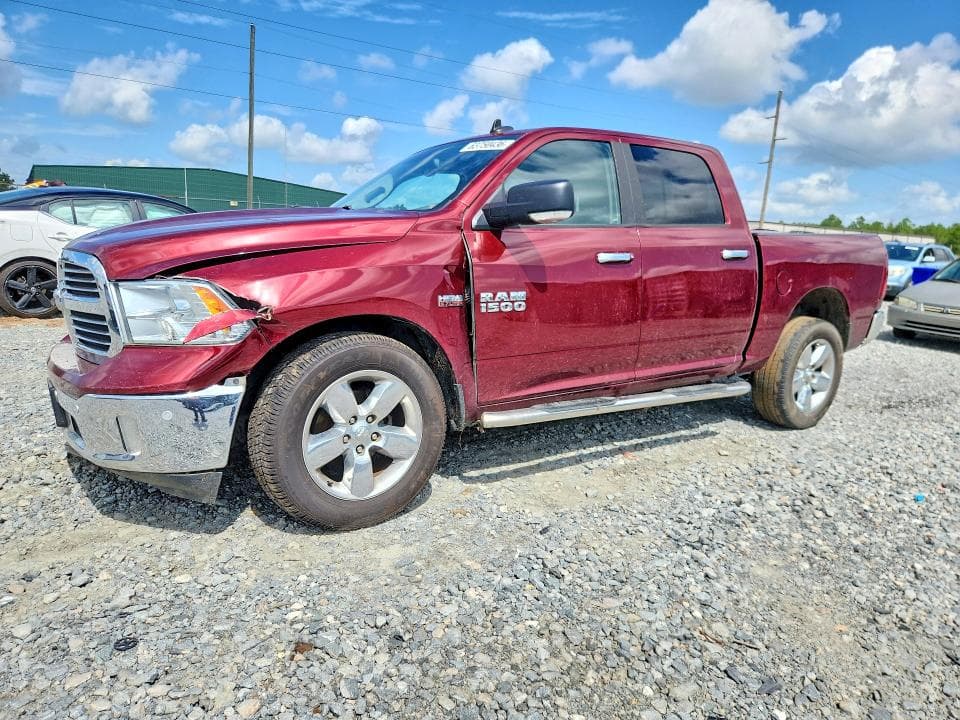 2017 RAM 1500 SLT - 1