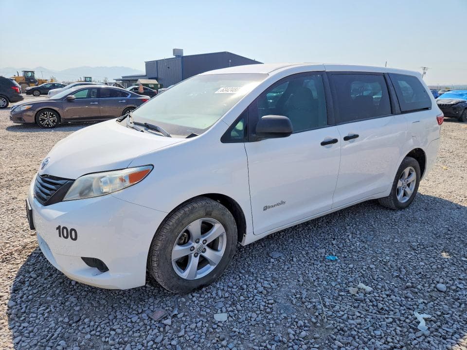 2017 TOYOTA SIENNA L 7-PASSENGER - 1