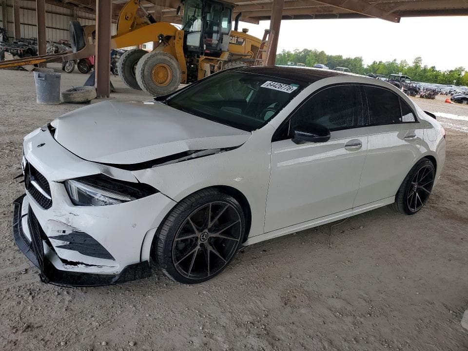 2021 MERCEDES-BENZ A 220 - 1
