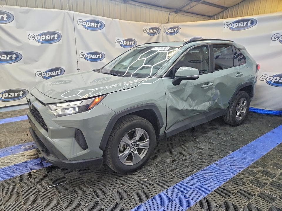 2023 TOYOTA RAV4 XLE - 1