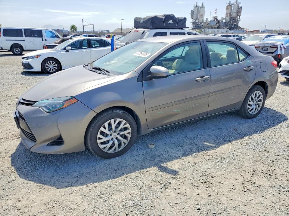 2018 TOYOTA COROLLA LE - 1