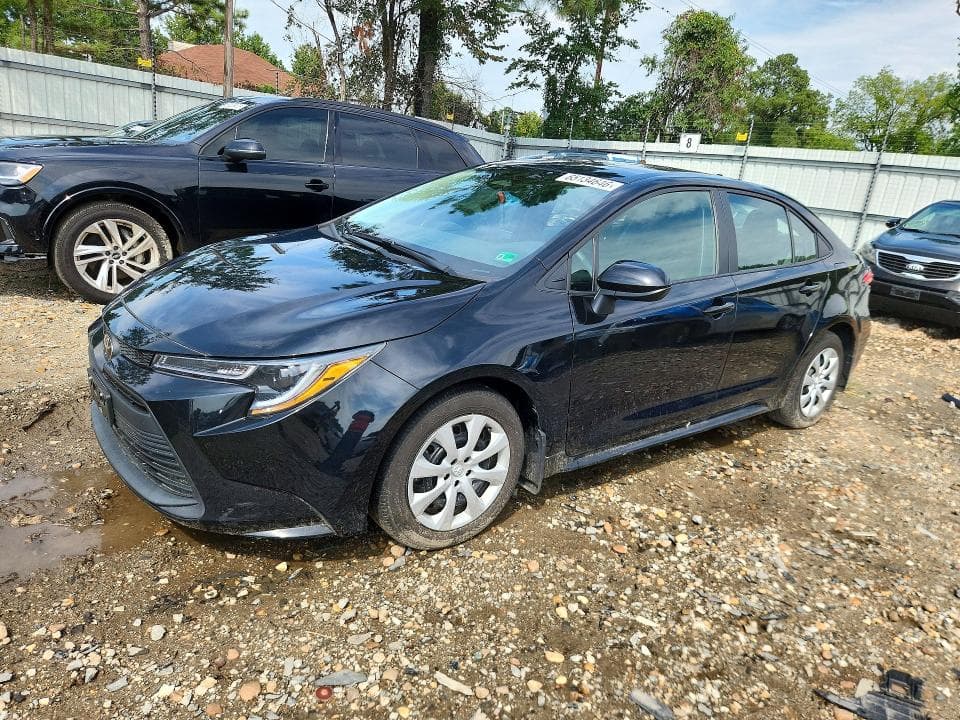 2024 TOYOTA COROLLA LE - 1