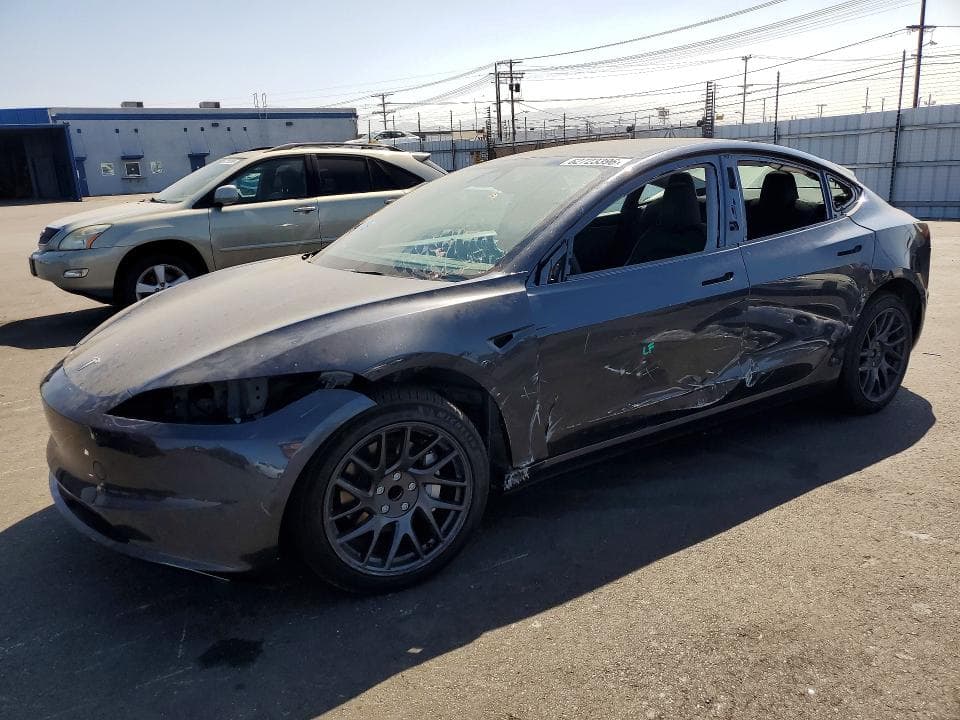 2025 TESLA MODEL 3 - 1