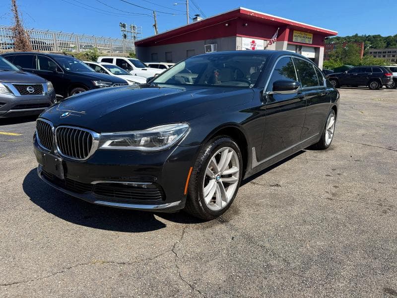 2018 BMW 750 XI - 1