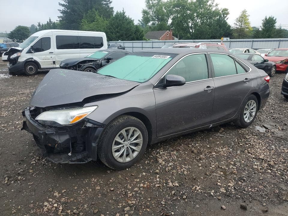 2017 TOYOTA CAMRY LE - 1
