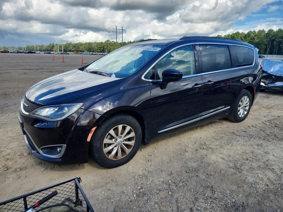 2017 CHRYSLER PACIFICA TOURING L - 1