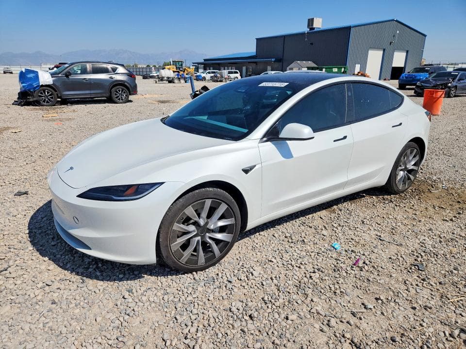 2025 TESLA MODEL 3 - 1