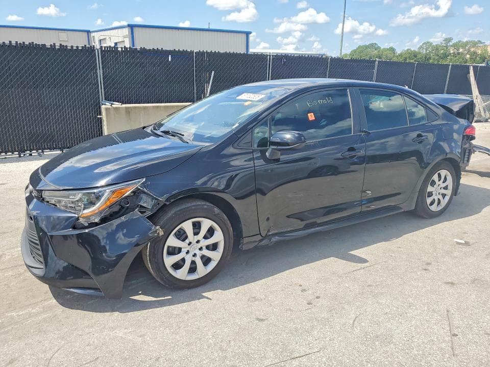 2024 TOYOTA COROLLA LE - 1