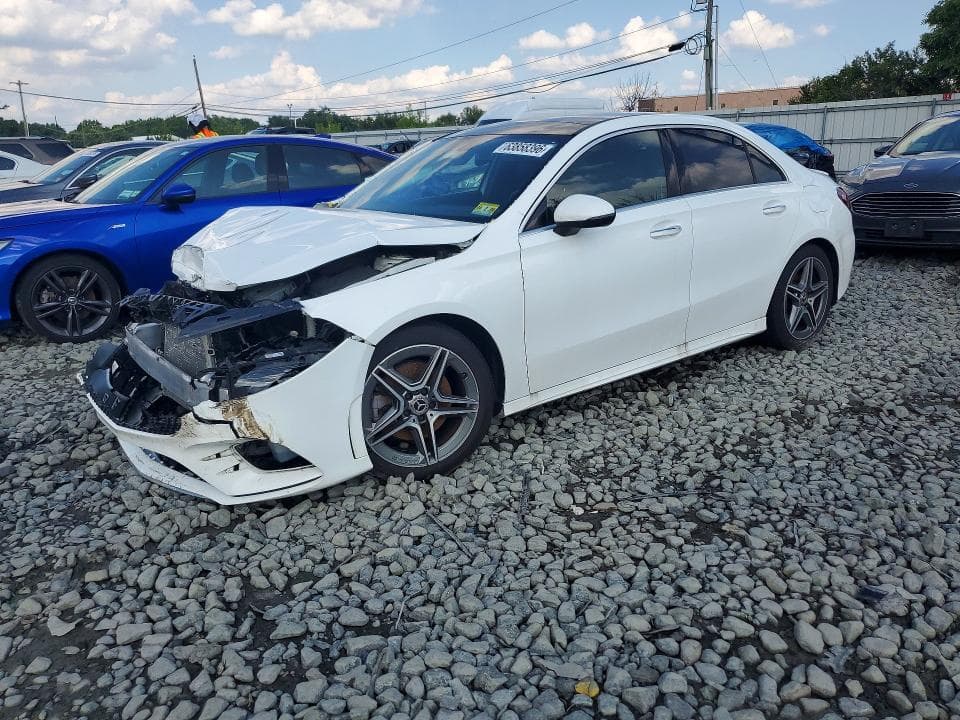 2021 MERCEDES-BENZ A 220 4MATIC - 1