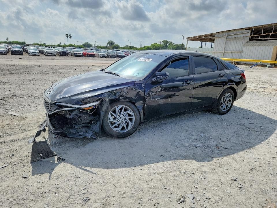 2024 HYUNDAI ELANTRA SEL - 1