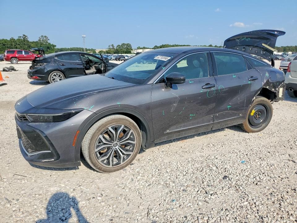 2024 TOYOTA CROWN LIMITED - 1