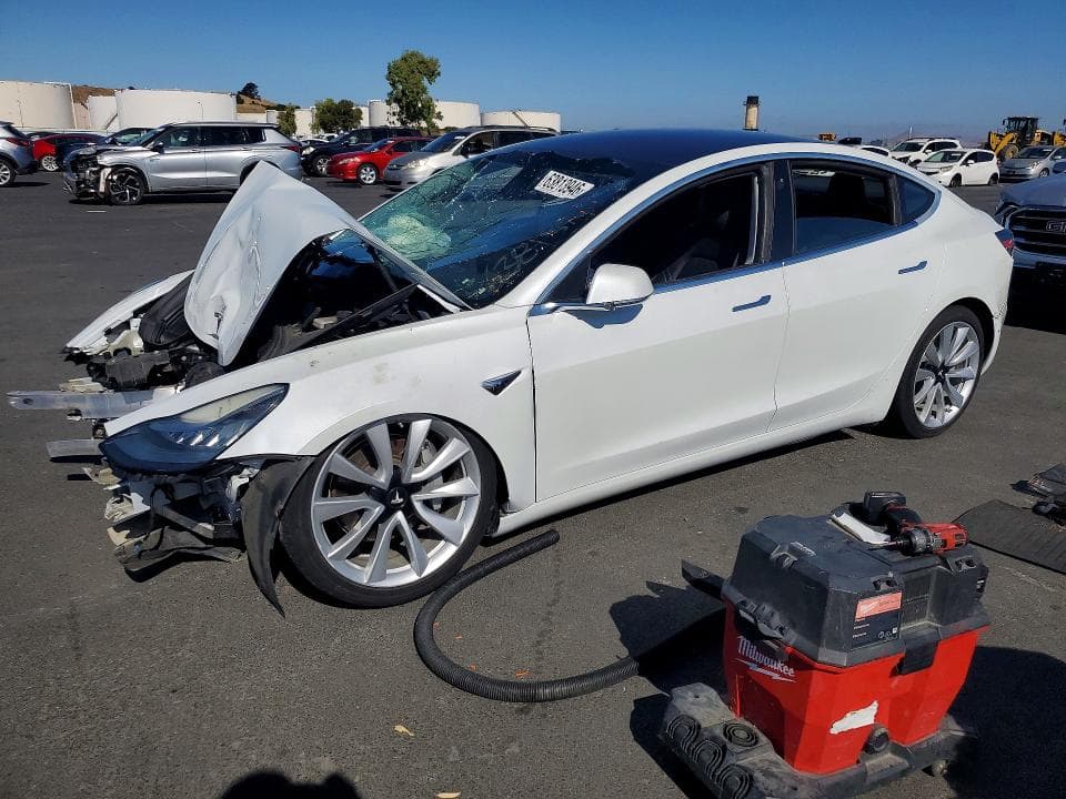 2018 TESLA MODEL 3 - 1