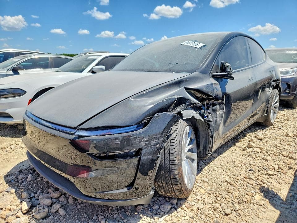 2026 TESLA MODEL Y - 1