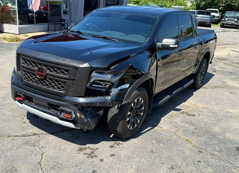 2023 NISSAN TITAN PRO-4X - 1