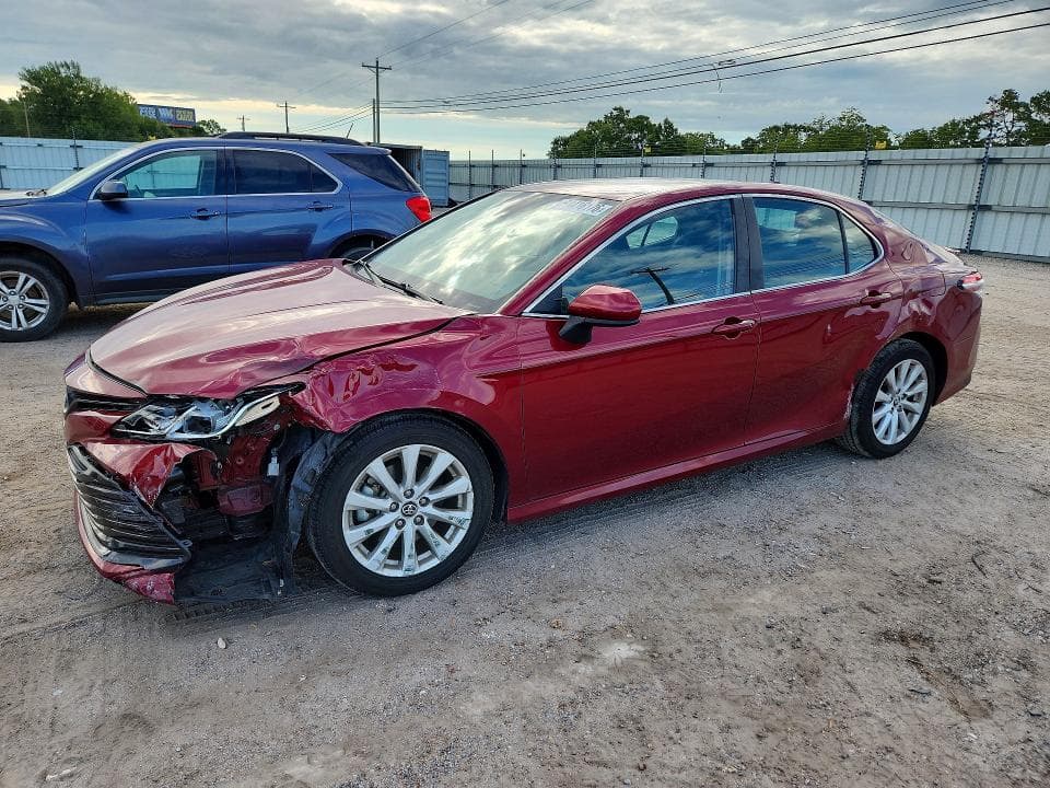 2019 TOYOTA CAMRY LE LE - 1