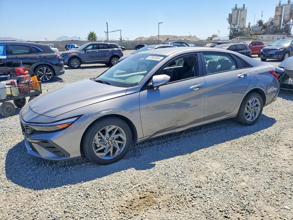 2024 HYUNDAI ELANTRA SEL - 1