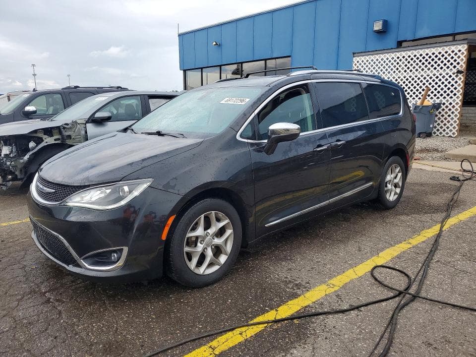 2020 CHRYSLER PACIFICA LIMITED - 1